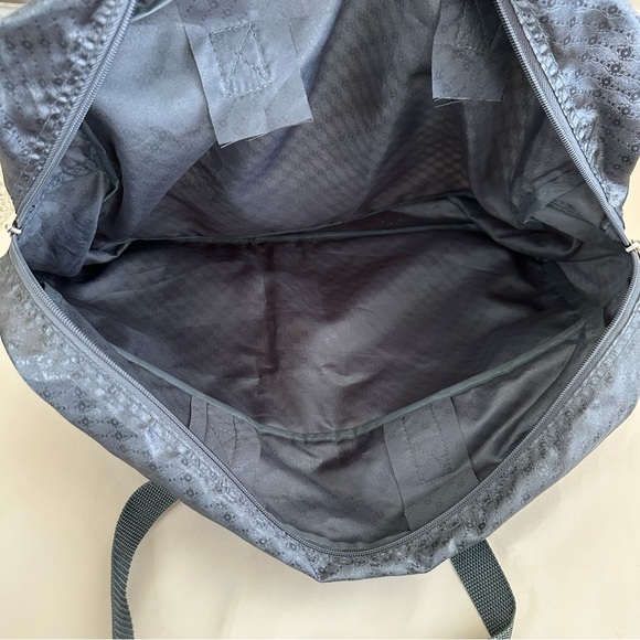 Delsey Overnight Carry On Bag + Hanging Toiletries Bag Underseat Large Overnight - Picture 5 of 8